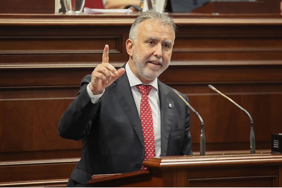 Ángel Víctor Torres