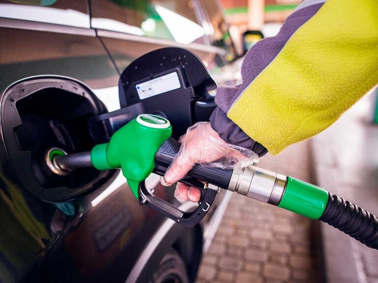 Repostaje de gasolina