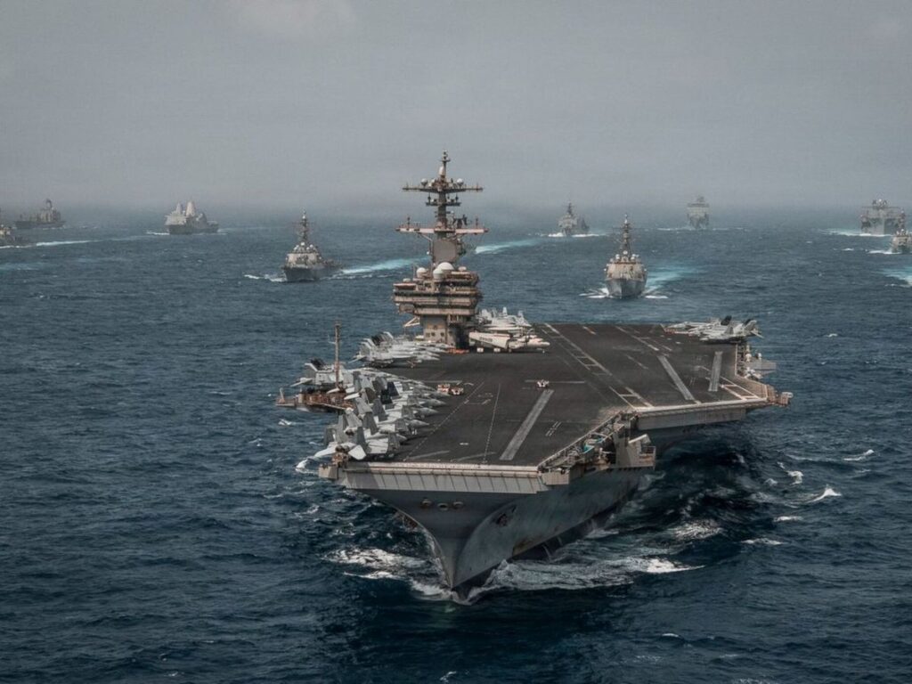 Flota naval de EEUU desplegada en Irán