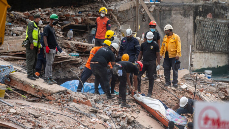Tragedia por los terremotos de Venezuela
