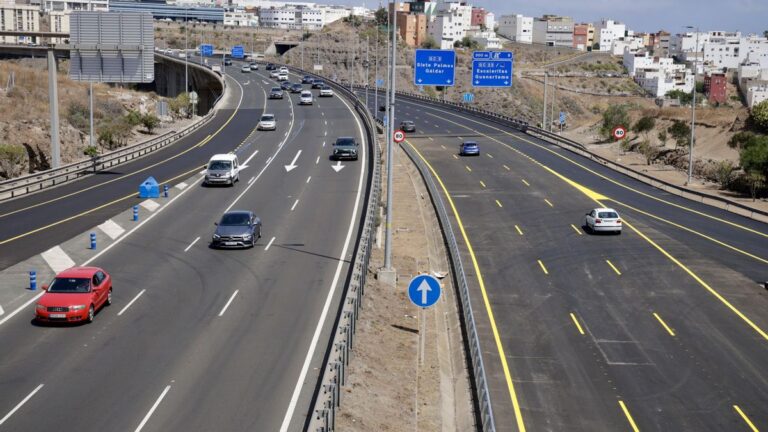 Tráfico en autopista de Gran Canaria