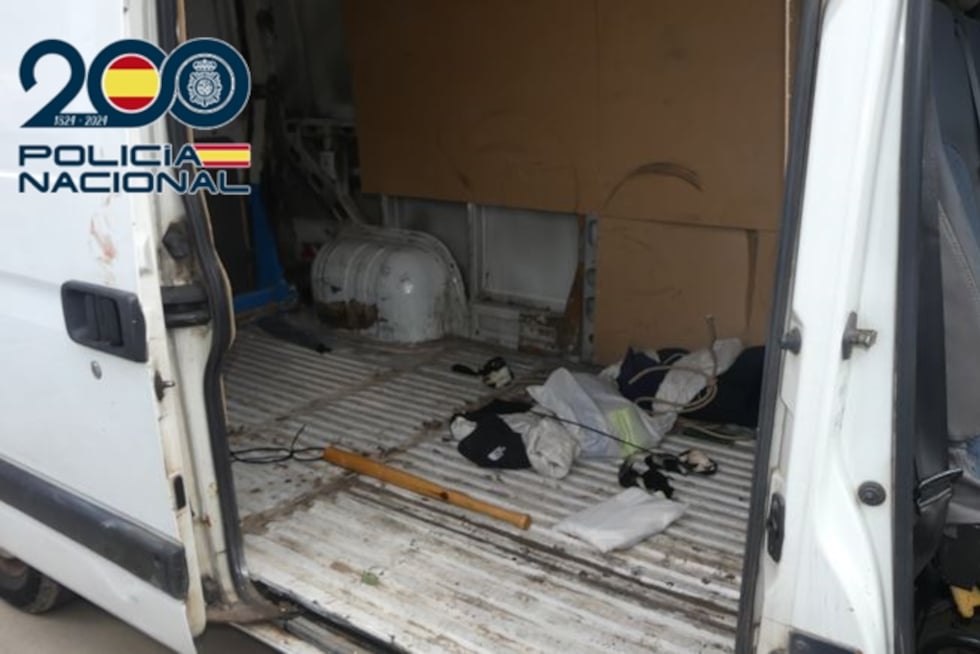 Vehículo del detenido, localizado por GPS