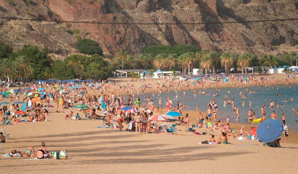 Playa de Las Teresitas