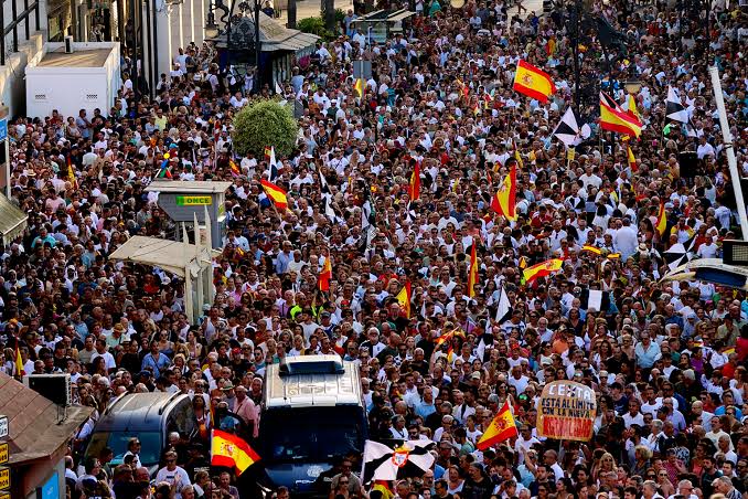 Manifestación en Ceuta por la crisis migratoria
