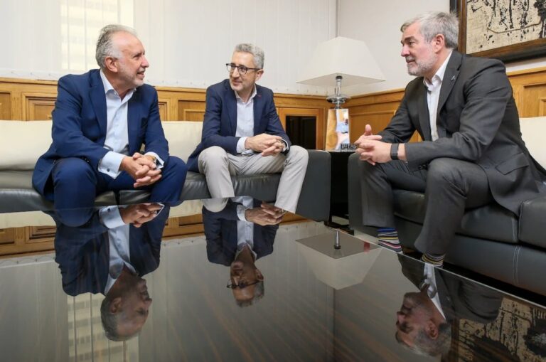 Ángel Víctor Torres, Arcadi España y Fernando Clavijo