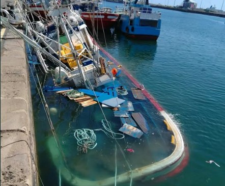 lanzarote barco pesquero hundido