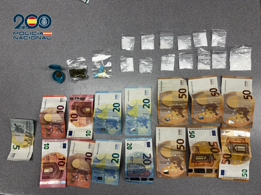 policia nacional droga dinero